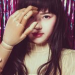 SHOW TIME — a young actress：久世珠璃（ihme issue2 表紙）