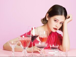 ブランドミューズにemmaを起用しているロンドン発のコスメブランド「リンメル」から限定新色アイシャドウが発売