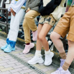 女性のためのコンセプトショップ 「atmos pink」がFILAとワントーンカラーが特徴のスニーカーを発売