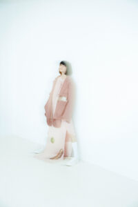 ihme『issue3』（SWEET）植田紗々／Girl in magical land・不思議なお菓子の国の女の子