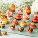 不動の人気を誇るいちごのスイーツが目一杯楽しめるストロベリーアフタヌーンティーBee My Honeyを12月27日（月）よりコンラッド東京で開催