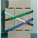 日本はTOKYOの文字！ルイ・ヴィトンから世界9都市のデザインが目を惹くベルトのカプセル・コレクションが発売中。