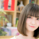 目上バングの前下がりボブは、大人っぽいのに可愛い好感度スタイル