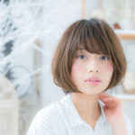 シンプルでも立体感で可愛いさUP 奥行きバングで次のオシャレを先取り