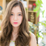 ふわっふわの外国人風スタイルは透き通るようなカラーがポイント