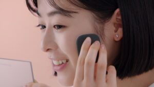 女優・森七菜が花王のベースメイクブランド「プリマヴィスタ」のブランドミューズに