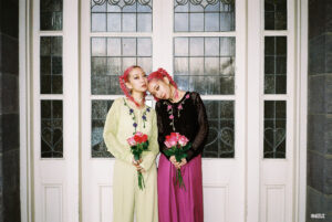 jouetieが人気双子モデルAMIAYAをモデルに1970年に設立された原宿系ファッションブランド「MILK」とのスペシャルコラボレーションアイテムを発表