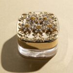 心まで満たされる、贅沢なグロウ肌へ。手に取るたびに気分を上げメイクに楽しさをプラスしてくれる極上ファンデーションが限定発売