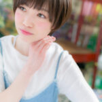 すっきりシルエットの清潔感が◎シンプルが可愛いミニマムショート