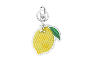 ビビッドなカラーが印象的なフルーツモチーフの【ルイ・ヴィトン】春の気分を運ぶフレッシュなメンズ新作アクセサリー