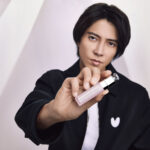 人気タレントの山下智久がアンバサダーを務めるディオールのリップ美容液「ディオール アディクト リップ マキシマイザー セラム」が誕生