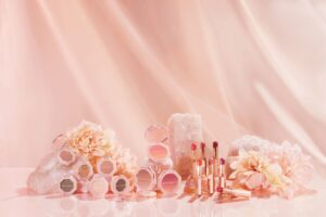 ヴィーガンビューティーブランドDEAR DAHLIA 2022SS「ブルーミングエディション シーズン4 ドリーミーパラダイスコレクション」を銀座三越店で発売