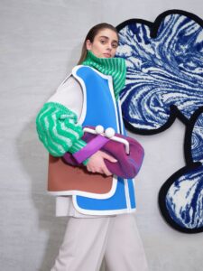 マックスマーラが世界的に有名な建築家でデザイナーのパトリシア・ウルキオラとコラボ