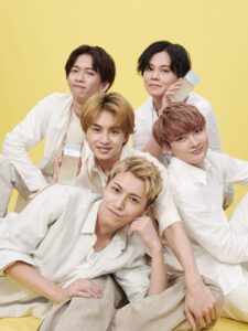 5人組ダンス＆ボーカルグループ超特急×ドルチェ&ガッバーナ ビューティ香水「ライトブルー」キャンペーンが開始。