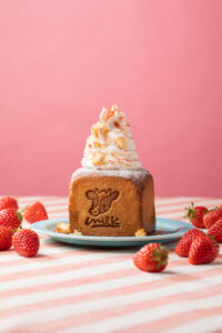 幸せの春到来！「生クリーム専門店ミルク原宿店」から究極の生クリーム×春いちごの“とろ断トースト”が新登場！溢れ出す苺のカスタードは悪魔的美味しさ！