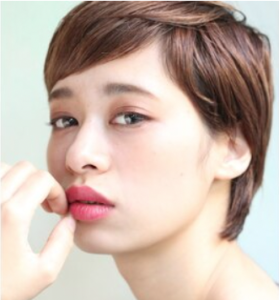 大人モードなグレージュショート・アシンメトリーやベビーバングもおすすめ