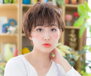 悩みのクセ毛もゆるふわ質感に生かし毎日のスタイリングをLET'S ENJOY！