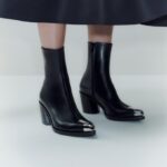 【Alexander McQueen】2022年秋冬プレコレクションより新作が登場