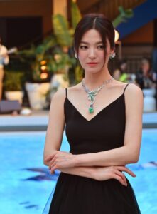 ソン・ヘギョやダイアン・クルーガーが魅せるショーメ新コレクション「オンドゥ ゼ メルヴェイユ ドゥ ショーメ」