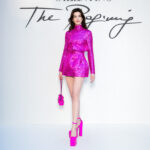 アン・ハサウェイ、ママムーのファサ等、数々のセレブリティが世界各国から来場したヴァレンティノのショー