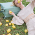 トラベルアイテムブランド「Aww」アーティストFRANKIE CIHIとコラボ"日本の山と折り紙" をイメージしたスーツケースを発売