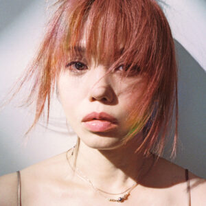 【Chara】11月1日(火)リリースのNEWシングル「A・O・U」が、本日9月21日(水)放送のJ-WAVE(81.3FM)『GOOD NEIGHBORS』(13:00~16:00)で初オンエア!