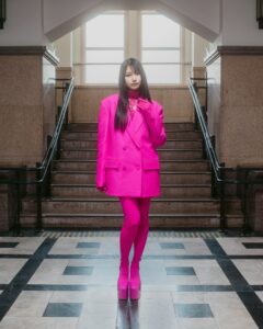 ヴァレンティノ ザ ナラティブ II キャンペーンに声優の雨宮天さんが登場