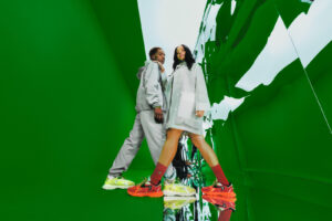 Lシリーズの最新スニーカー“L003 NEO”発売 ― どこまでもスタイリッシュに。どこまでも力強く。翼を履こう。―