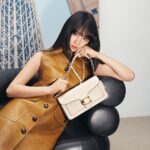 Kōkiらがモデルを務めるコーチ、自分らしさを表現するアイコンバッグ "Tabby (タビー)" 、春の新作が豊富に登場