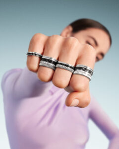 ヴァレンティノ、フローレンス・ピューをメゾンの新たな顔に起用