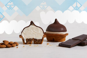 ワクワクする夏の冒険の始まり!チーズソフトクリームとチョコナッツが出会った 夏季限定プロダクト「CHEESE WONDER BLUE PENGUIN(チーズワンダー ブルー ペンギン)」が登場!