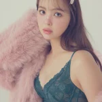 PEACH JOHNミューズ藤田ニコルが、妹ブランド「GiRLS by PEACH JOHN」の人気の脇高ブラを着こなす新ビジュアルを公開！