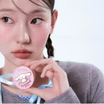 【ポムポムプリン＆シナモロール】x【INTO U】の素敵なコラボが実現。自慢したくなるかわいい“泥リップ”と“チーク”を数量限定で販売