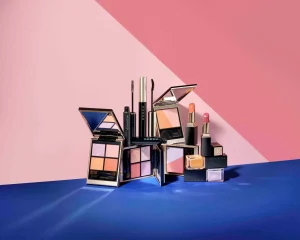 ＜SUQQU＞2025 サマー コレクションが発売。瞬きの瞬間さえ美しいまつ毛を作る、アイラッシュ ベースとアイラッシュ マスカラ２種が登場。