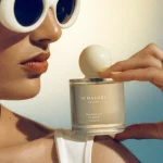 【ジョー マローン ロンドン】太陽のぬくもりを感じるソーラーセント「フランジパニ フラワー」が数量限定登場