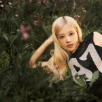 BLACKPINK ROSÉの美学を反映した“初”のコレクションが登場、モノクロームを基調にプーマのスポーツDNAと融合させた「PUMA x ROSÉ」コレクションを2025年8月28日（木）より発売