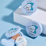 ＫｉＳＳの薄膜ハイカバークッションファンデが、アイシナモロールとコラボした数量限定デザインで登場！