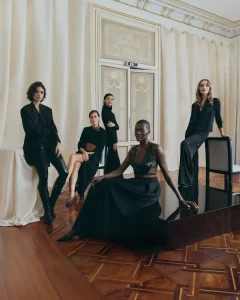 【ジョルジオ アルマーニ】「クロスロード」新シーズン、5人の女性の選択と軌跡を描く