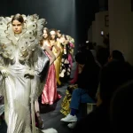 ヴァレンティノ 2026年春夏コレクション 'スペキュラ ムンディ(Specula Mundi) 'を発表