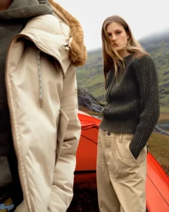 【BURBERRY】170周年を祝し、メゾンを象徴するファブリックを讃えた「ギャバジン カプセル」を発表