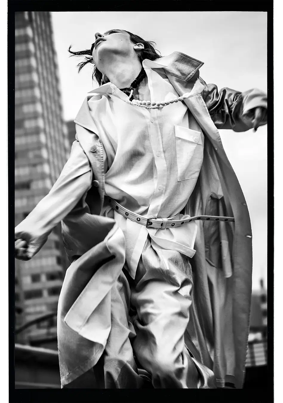 Y’s、写真家マックス・ヴァドゥクル（Max Vadukul）が東京で撮影した2026 S/Sコレクションの最新フォトシリーズ「TOKYO: HELD MOVEMENT」を公開