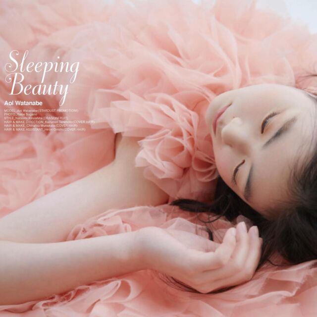 ihme archive
issue10 LOVELY
Sleeping Beauty
Aoi Watanabe

STYLE_
@natsumi_knst 

#イフミー#ihme #issue10 #アーカイブ
#スタイルグラフィックス #アートディレクション #松枝太一 #ソポブックス